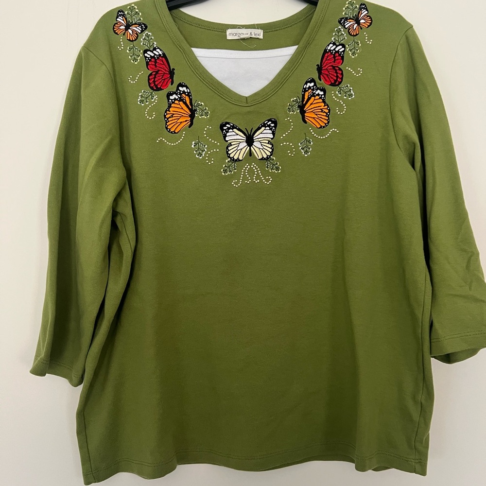 Margaux & Lexi Monarch Green 2fer V-neck 3/4 Sleeve Tee Embroidred Butterflys